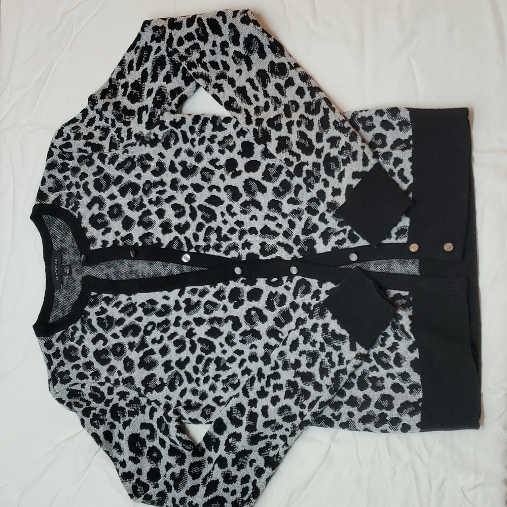 Hard to find, Small/Tall Ann Cardigan Leopard print cardigan